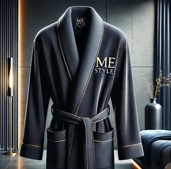 روب ME STYLE الفاخر بتطريز ذهبي